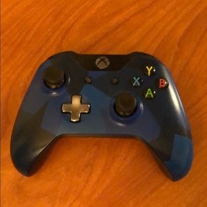 Used xbox remote blue